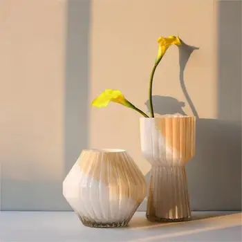 Creative Colorful Irregular Hydroponic Glass Vase Декорация INS Вход за дома, Всекидневна, Декорация на стая с цветен модел